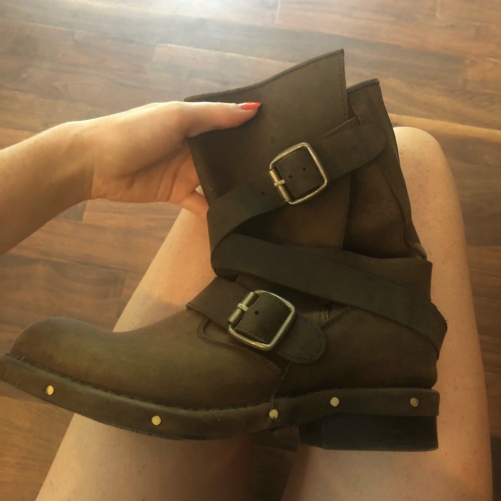 Jeffrey Campbell brown suede boots